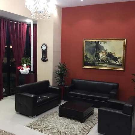 酒店 Haris Vlorë