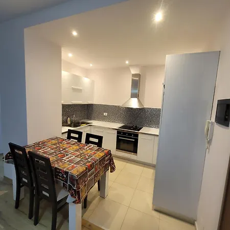 Haris 3* Vlorë