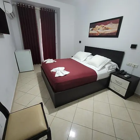 Haris Hotel Vlorë