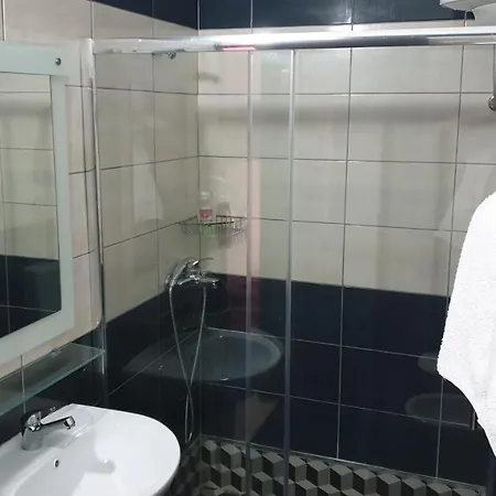 Отель Haris 3*
